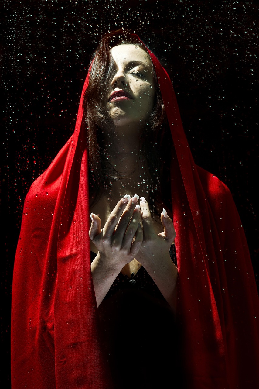 red-2605450_1280